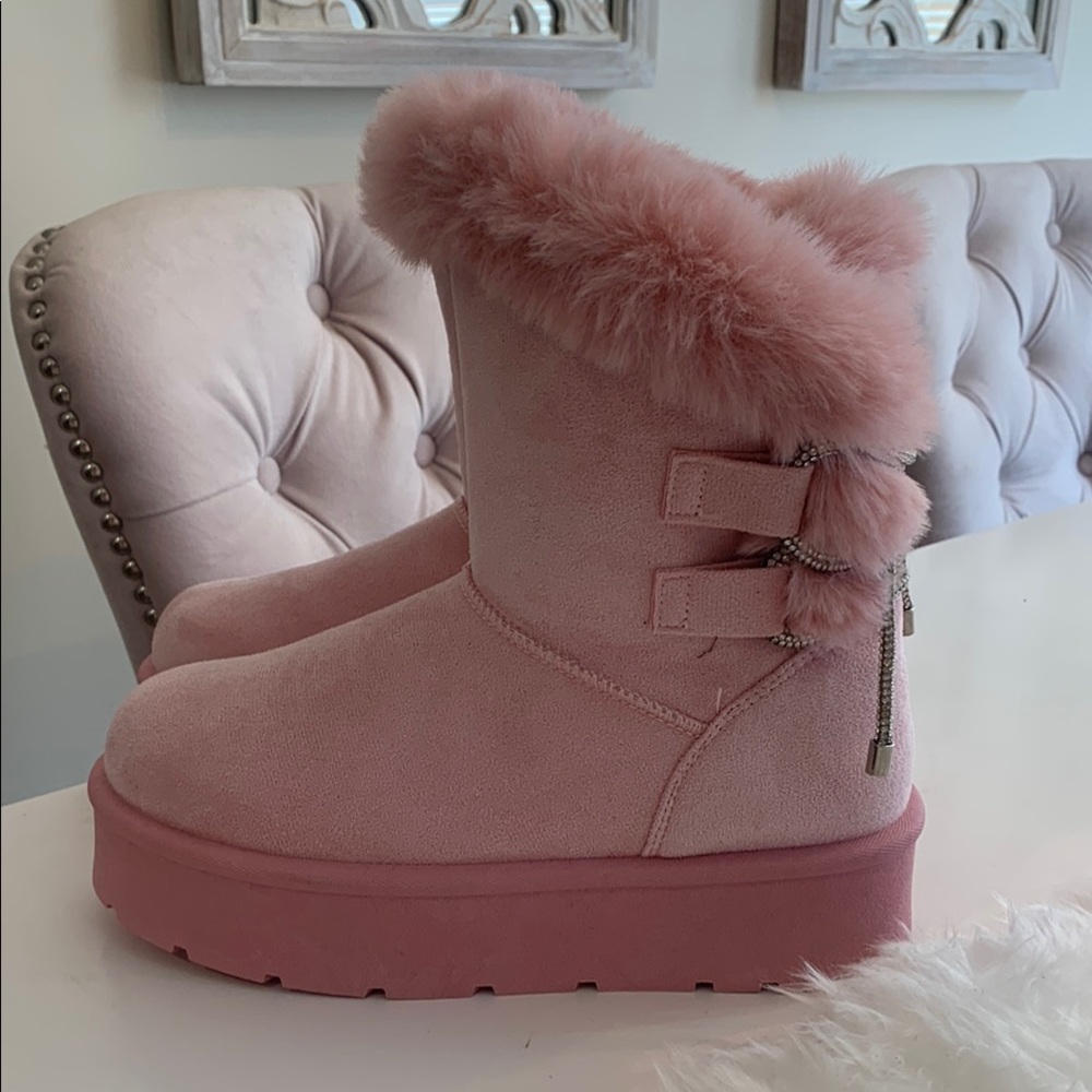 Pink Fur-Lined Women's Boots